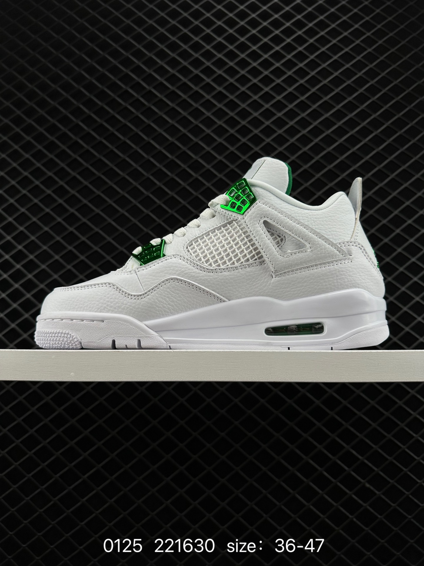 Nike Air Jordan 4 Retro”Bred Reimagined“